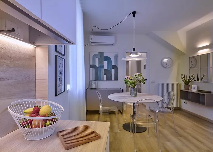 Contrada Apartament Varenna